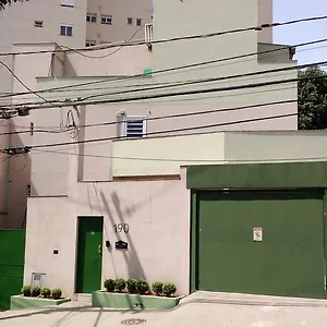 ** Alojamento de Acomodação e Pequeno-almoço Lumo Domo Praça Da árvore Brasil